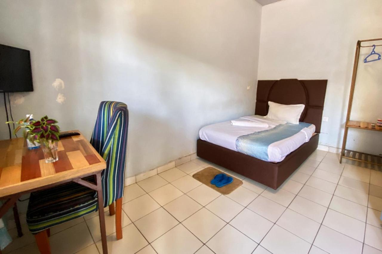 Tulia Lodge Eldoret Bagian luar foto