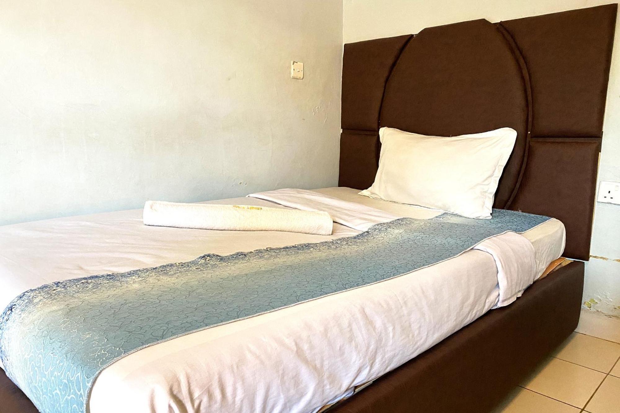 Tulia Lodge Eldoret Bagian luar foto